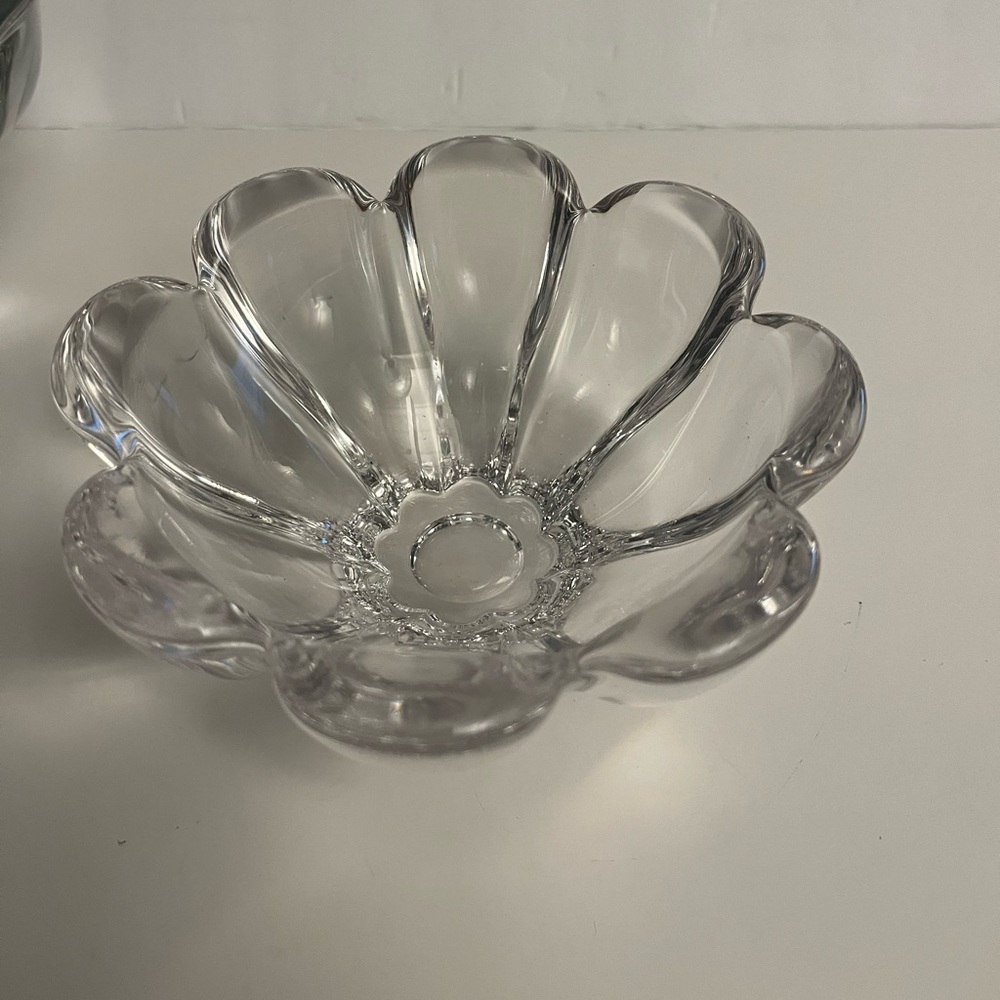 HEAVY Flower Shaped Lead Crystal Candy Dish Serving Bowl 5”3/4 x 3” Stunning
